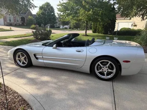 2001 Chevrolet Corvette C5 - Image 2 of 17