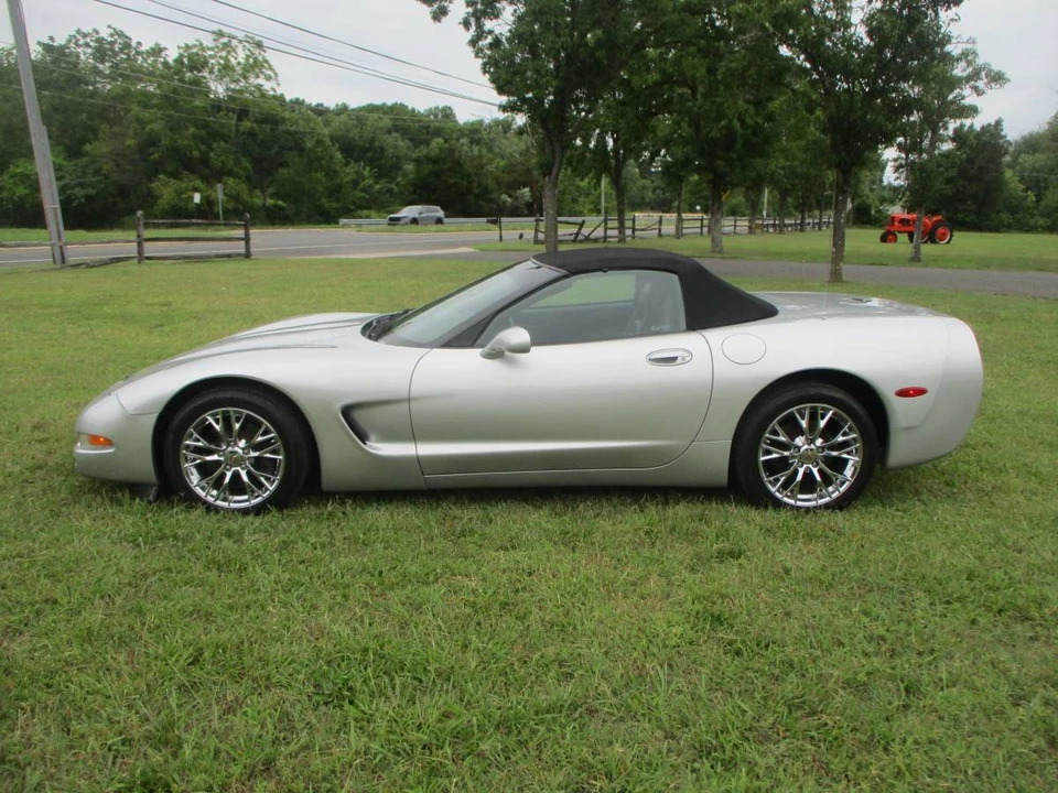2001 Chevrolet Corvette C5 - Image 2 of 14