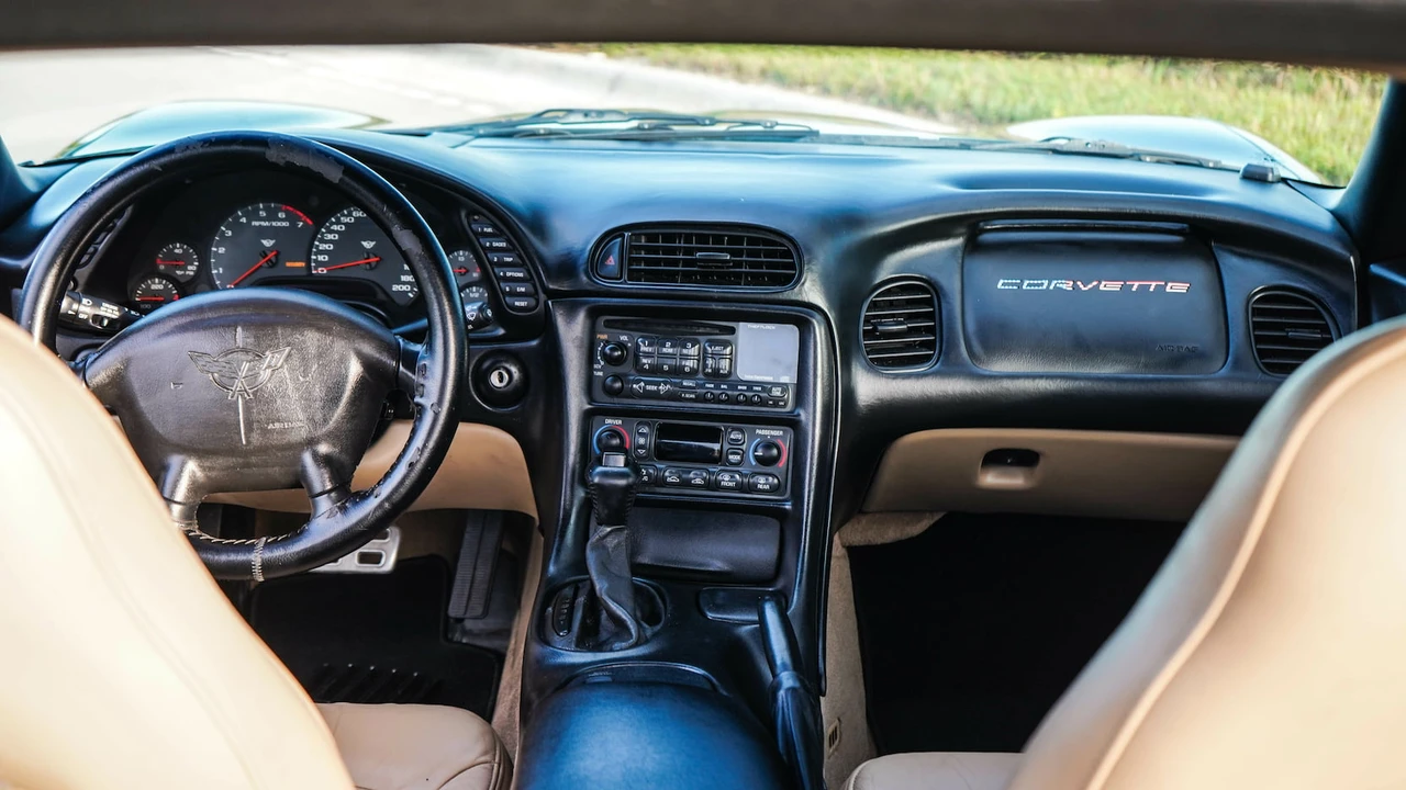 2001 Chevrolet Corvette C5 - Image 3 of 29