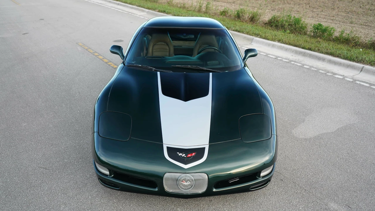 2001 Chevrolet Corvette C5 - Image 28 of 29