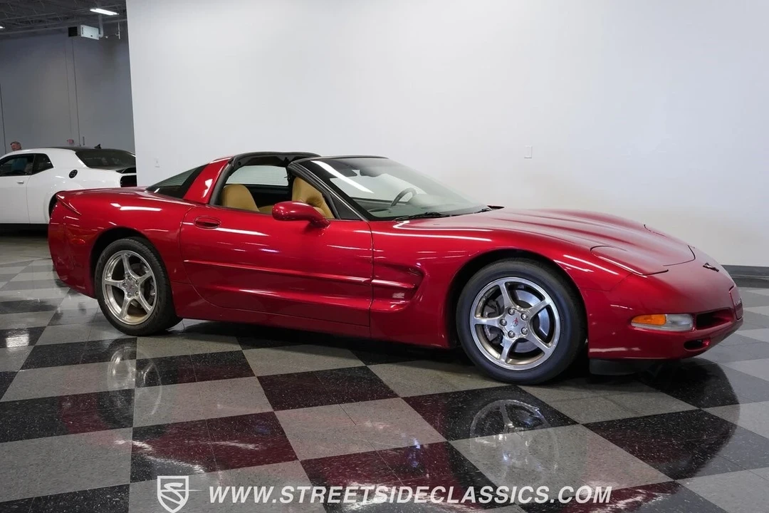 2001 Chevrolet Corvette C5 - Image 16 of 21