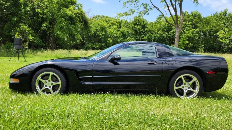 2001 Chevrolet Corvette C5 - Image 2 of 8