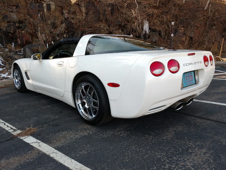 2001 Chevrolet Corvette C5 - Image 14 of 31