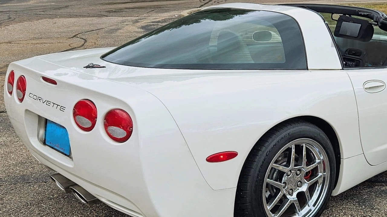 2001 Chevrolet Corvette C5 - Image 19 of 31