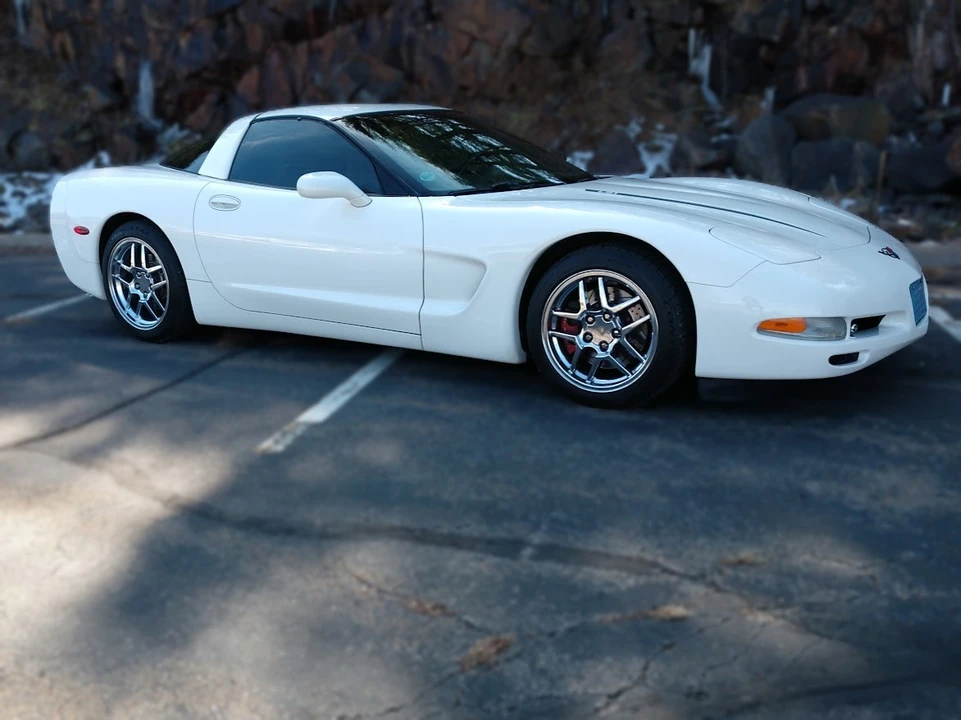 2001 Chevrolet Corvette C5 - Image 3 of 31