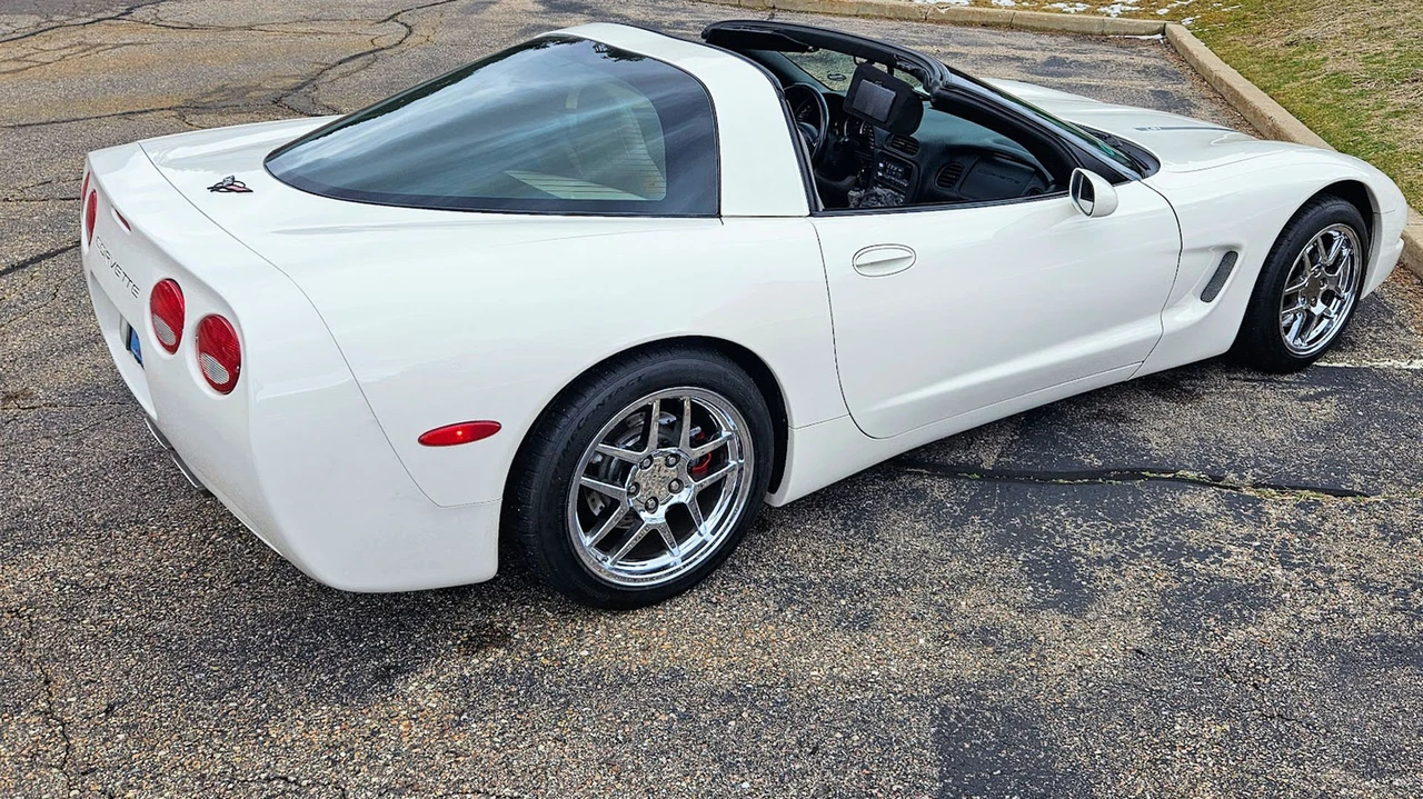 2001 Chevrolet Corvette C5 - Image 6 of 31