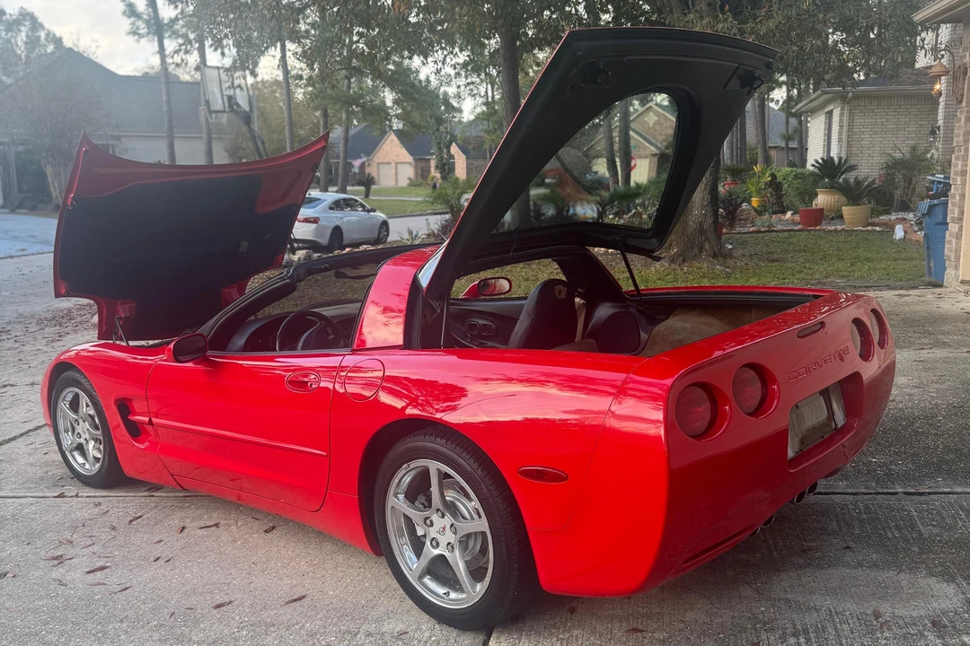 2001 Chevrolet Corvette C5 - Image 8 of 31
