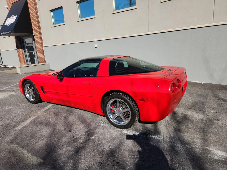 2001 Chevrolet Corvette C5 - Image 14 of 31