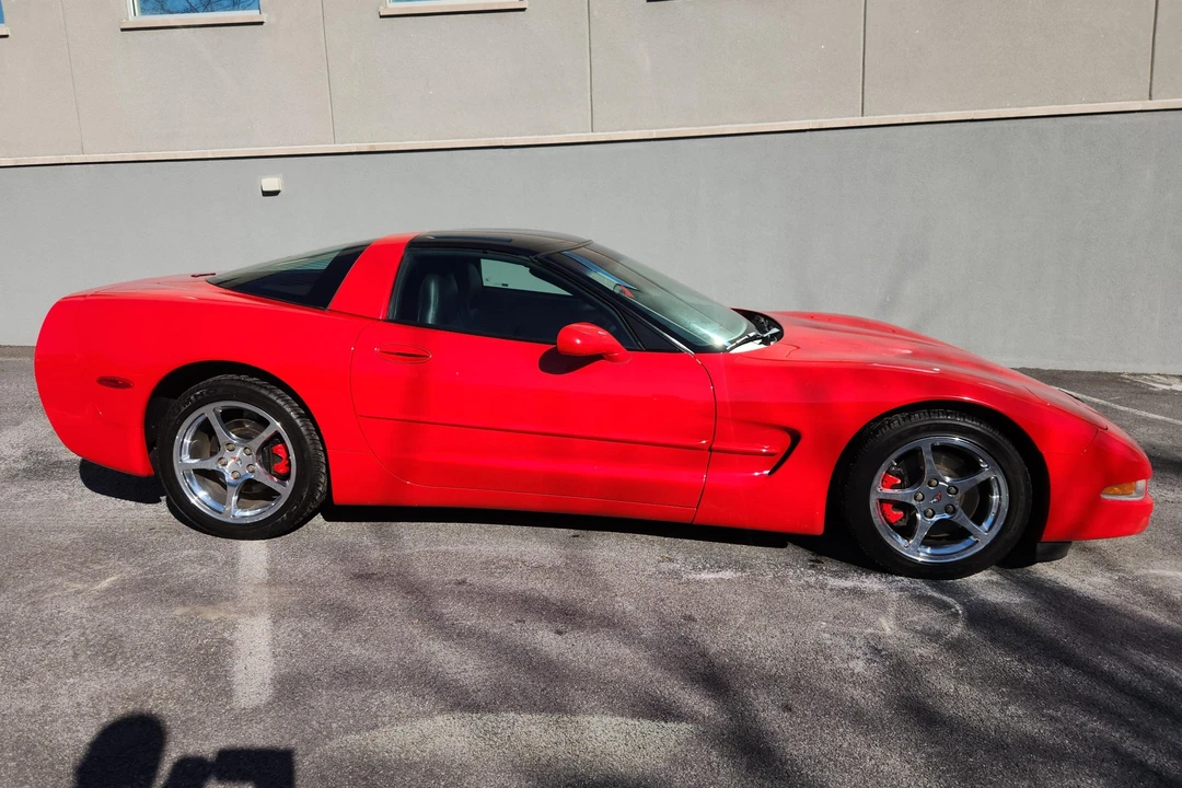 2001 Chevrolet Corvette C5 - Image 3 of 31