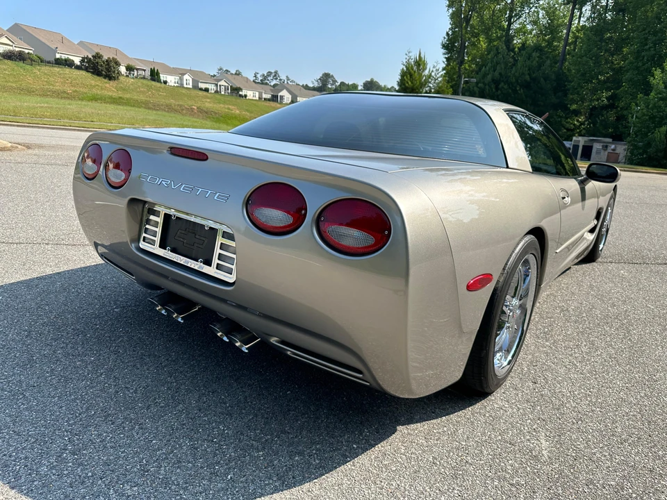 2001 Chevrolet Corvette C5 - Image 17 of 31