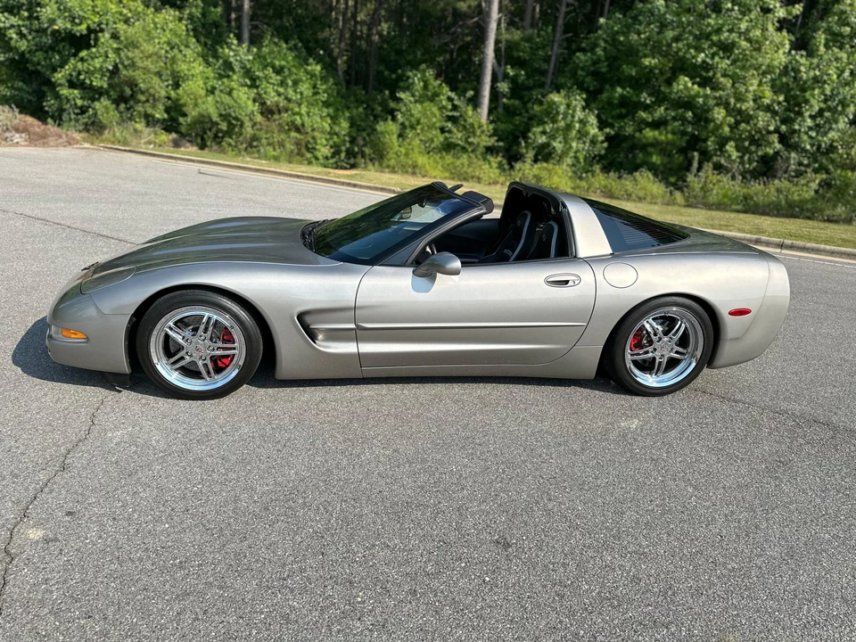 2001 Chevrolet Corvette C5 - Image 12 of 31