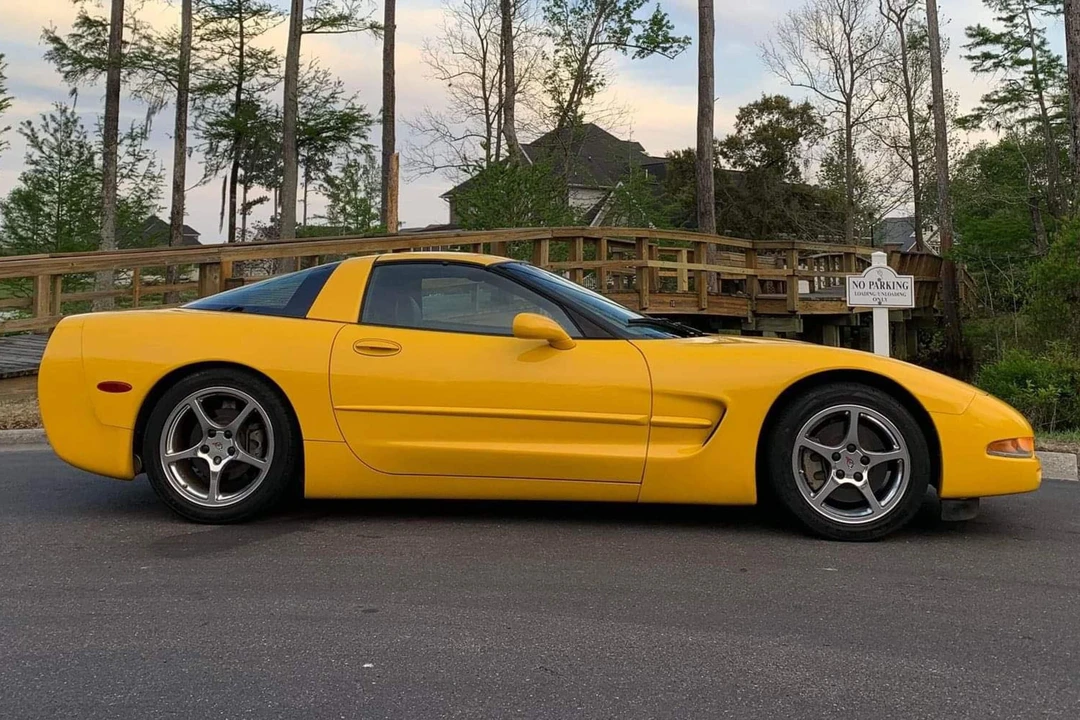 2001 Chevrolet Corvette C5 - Image 17 of 30