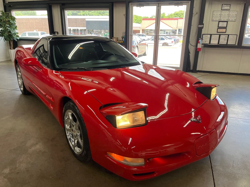 2001 Chevrolet Corvette C5 - Image 16 of 31
