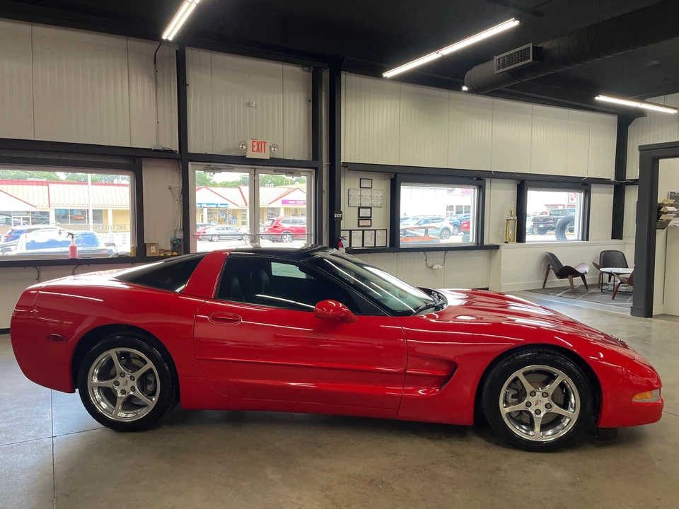 2001 Chevrolet Corvette C5 - Image 14 of 31