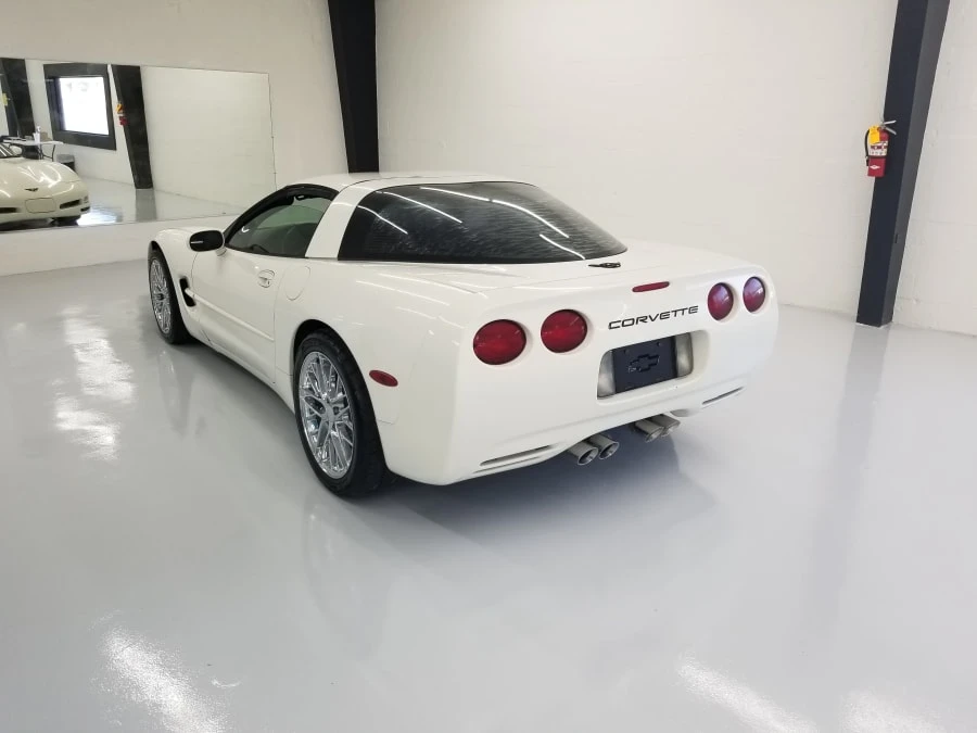 2001 Chevrolet Corvette C5 - Image 2 of 7