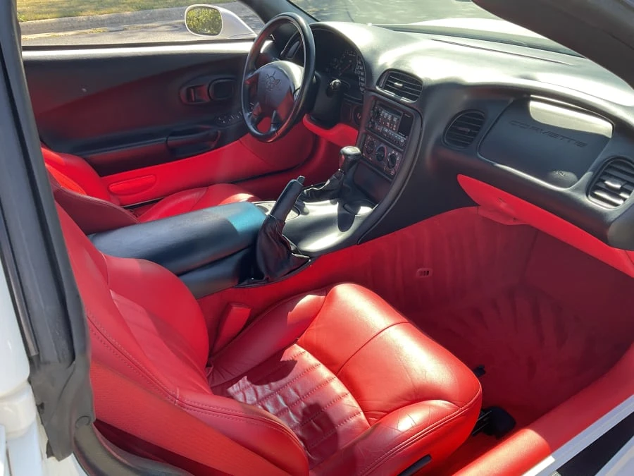 2001 Chevrolet Corvette C5 - Image 6 of 10