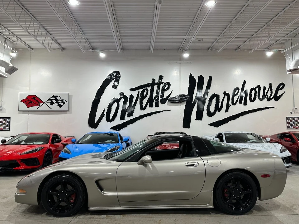2001 Chevrolet Corvette C5 - Image 2 of 11
