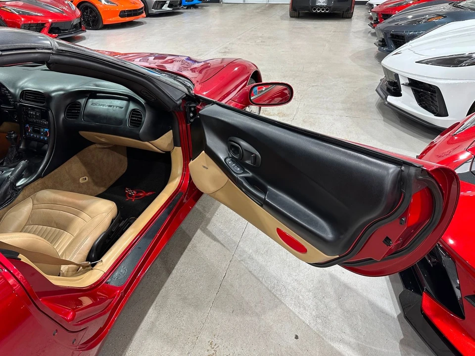 2001 Chevrolet Corvette C5 - Image 17 of 21