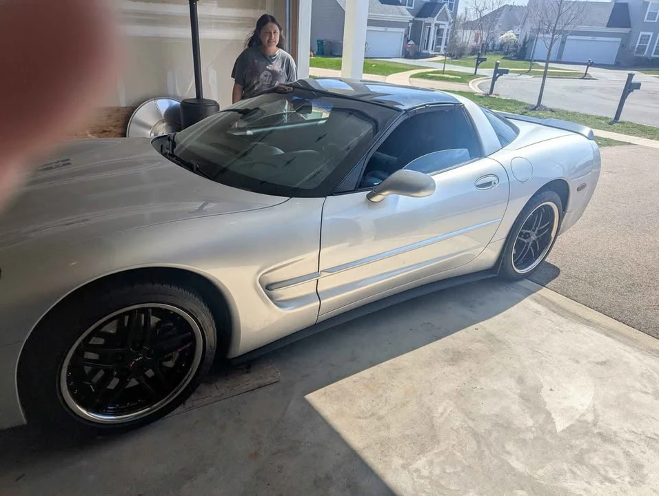 2001 Chevrolet Corvette C5 - Image 3 of 5