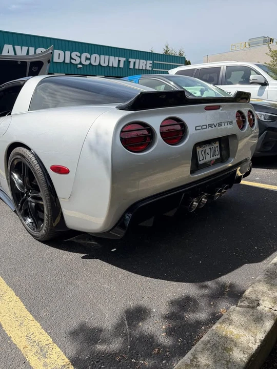 2001 Chevrolet Corvette C5 - Image 2 of 8
