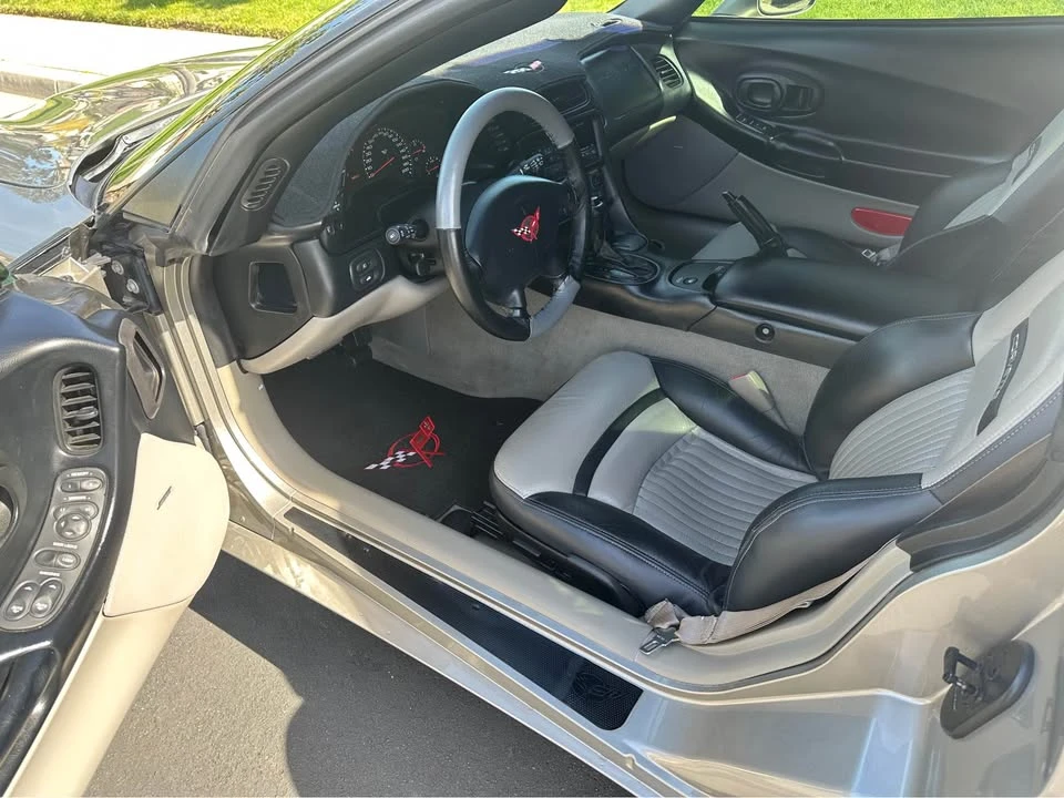 2001 Chevrolet Corvette C5 - Image 10 of 16