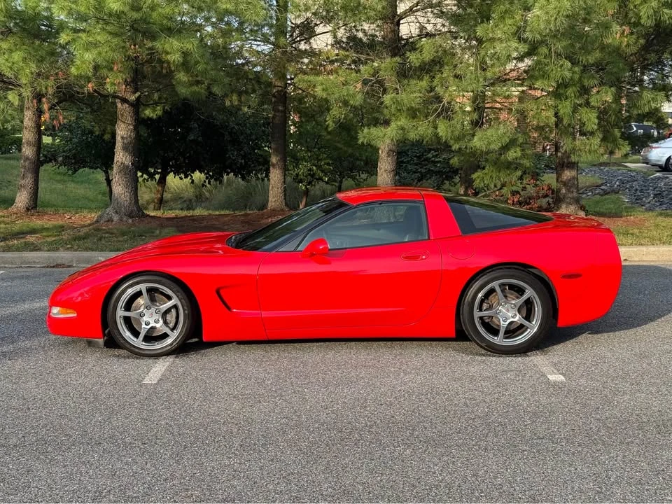 2001 Chevrolet Corvette C5 - Image 2 of 19