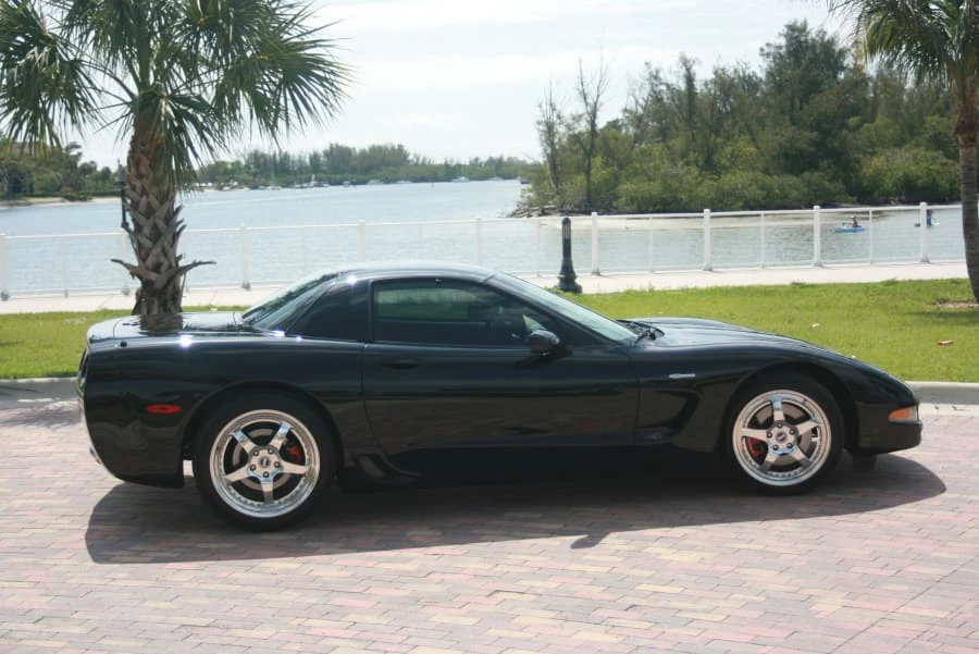 2001 Chevrolet Corvette C5 - Image 2 of 9