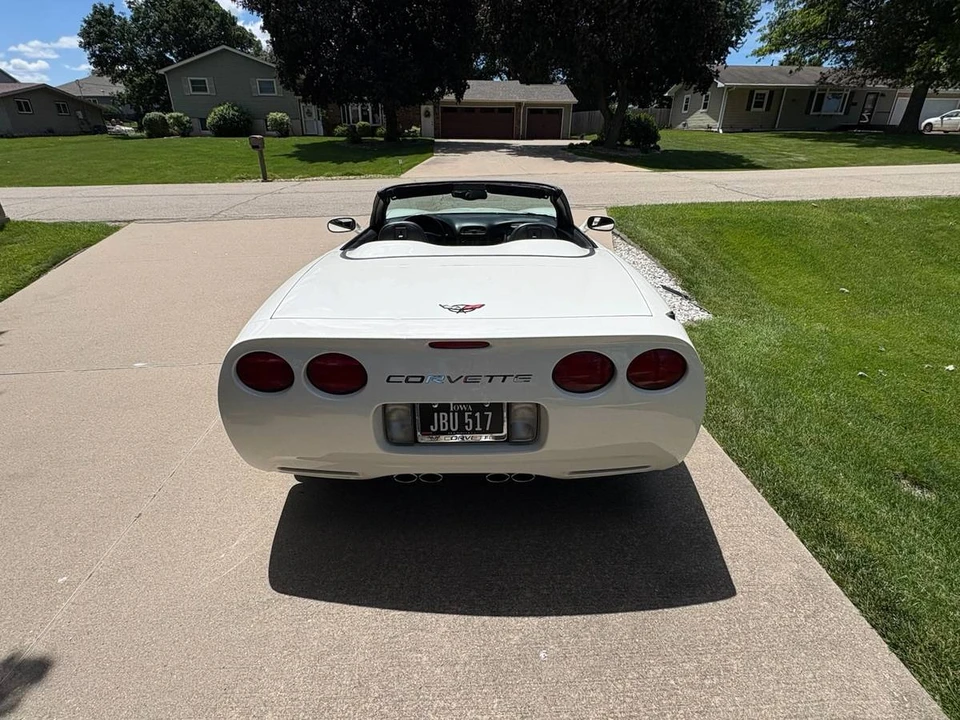 2001 Chevrolet Corvette C5 - Image 8 of 11
