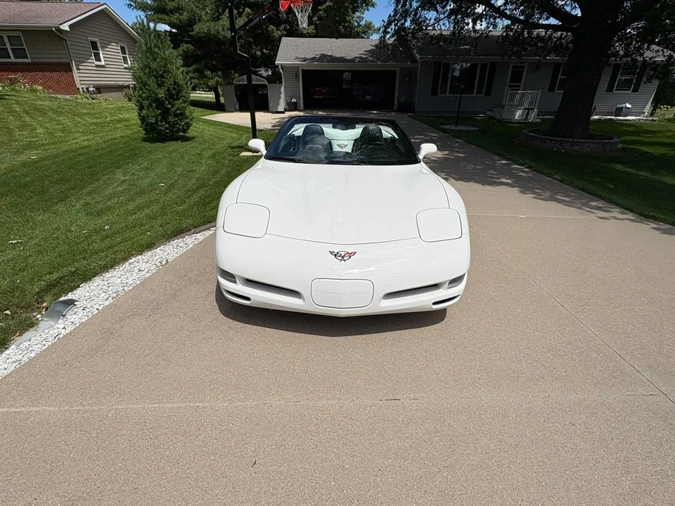 2001 Chevrolet Corvette C5 - Image 5 of 11