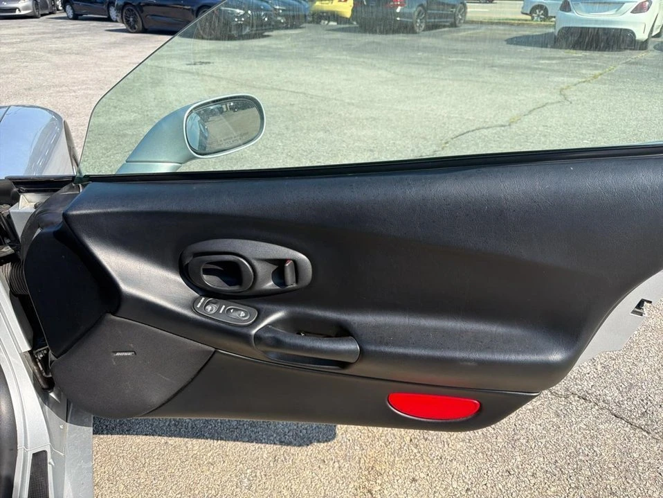 2001 Chevrolet Corvette C5 - Image 18 of 20