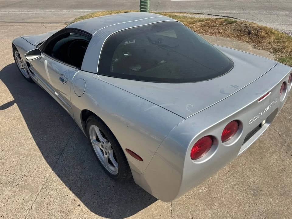 2001 Chevrolet Corvette C5 - Image 12 of 18