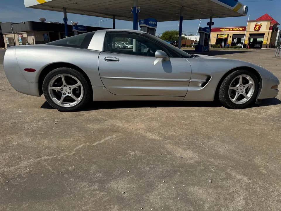2001 Chevrolet Corvette C5 - Image 8 of 18