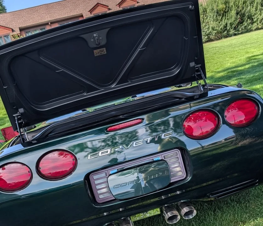 2001 Chevrolet Corvette C5 - Image 4 of 6