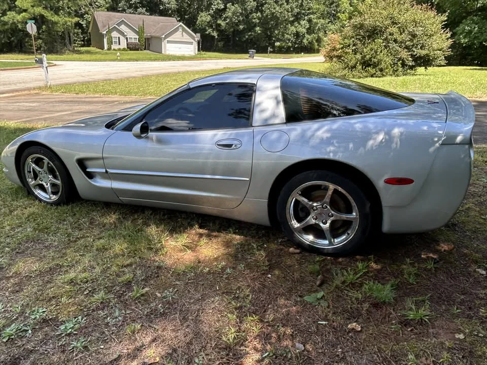 2001 Chevrolet Corvette C5 - Image 2 of 5