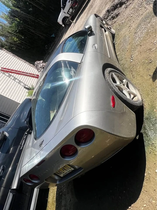 2001 Chevrolet Corvette C5 - Image 3 of 6