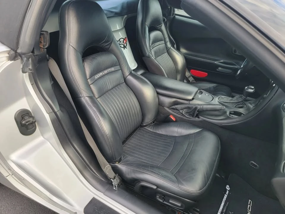 2001 Chevrolet Corvette C5 - Image 16 of 17