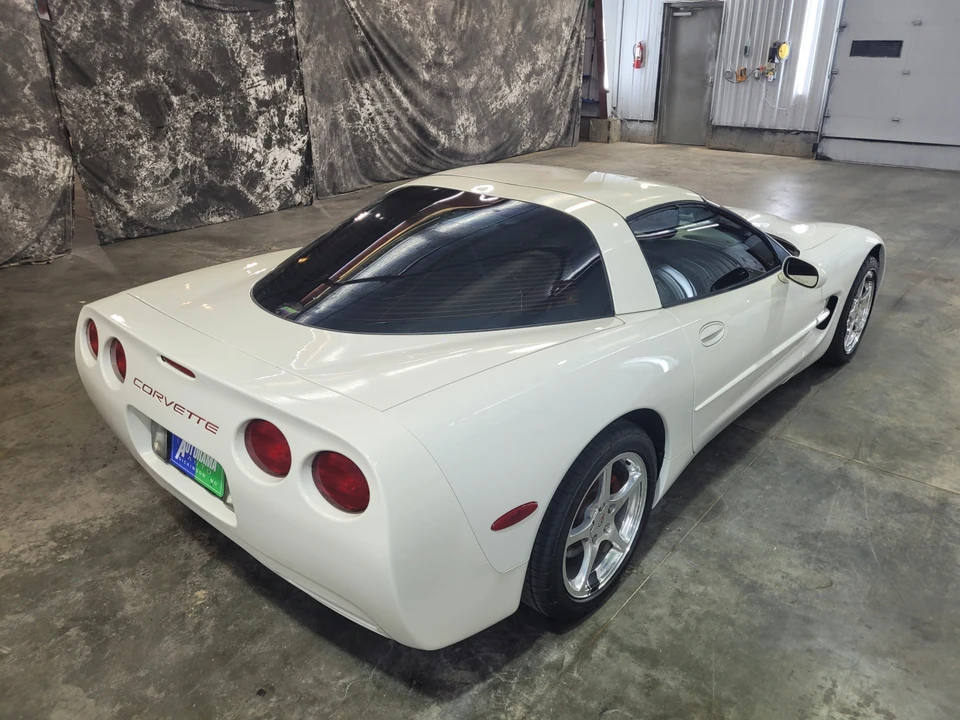 2001 Chevrolet Corvette C5 - Image 18 of 31