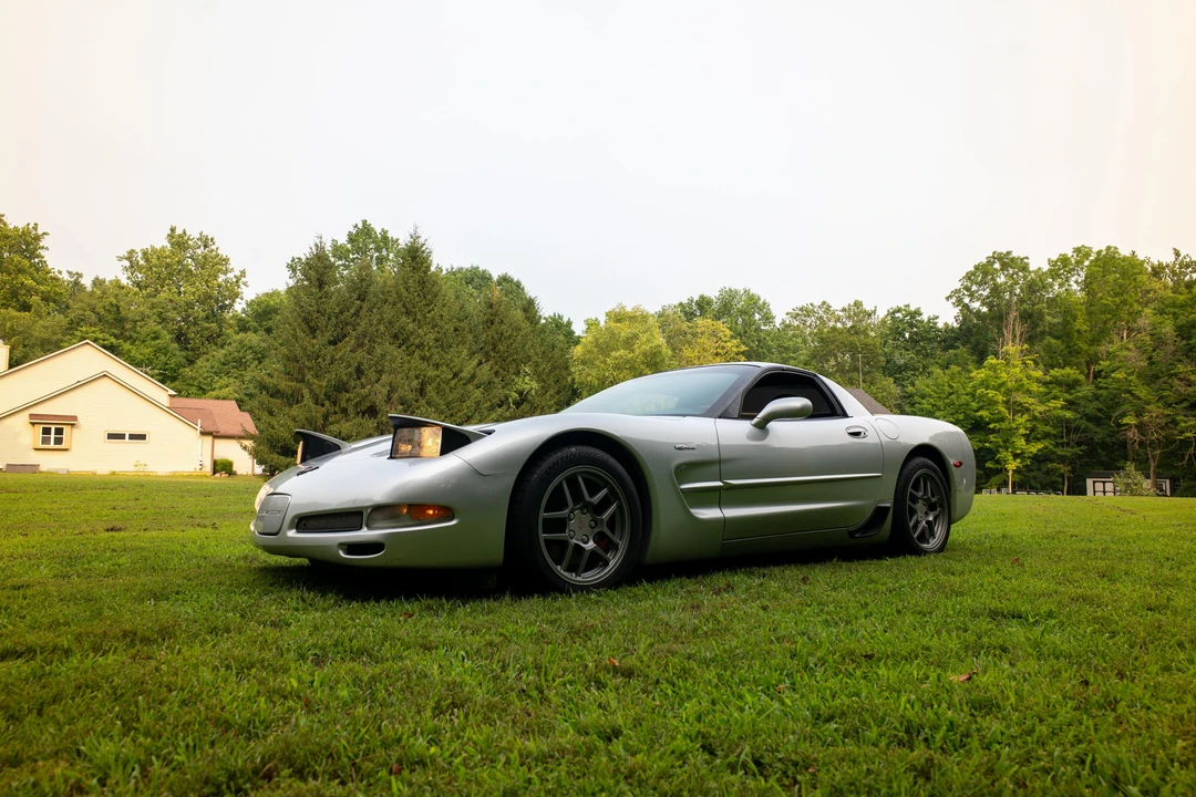 2001 Chevrolet Corvette - Image 9 of 31