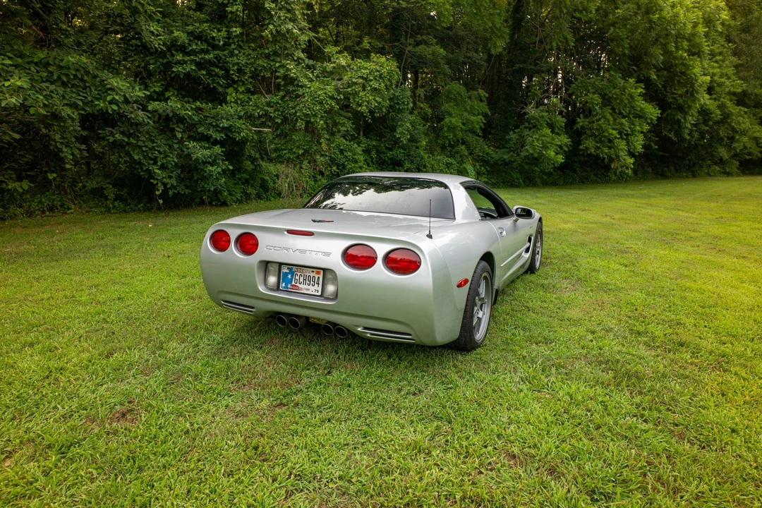 2001 Chevrolet Corvette - Image 15 of 31