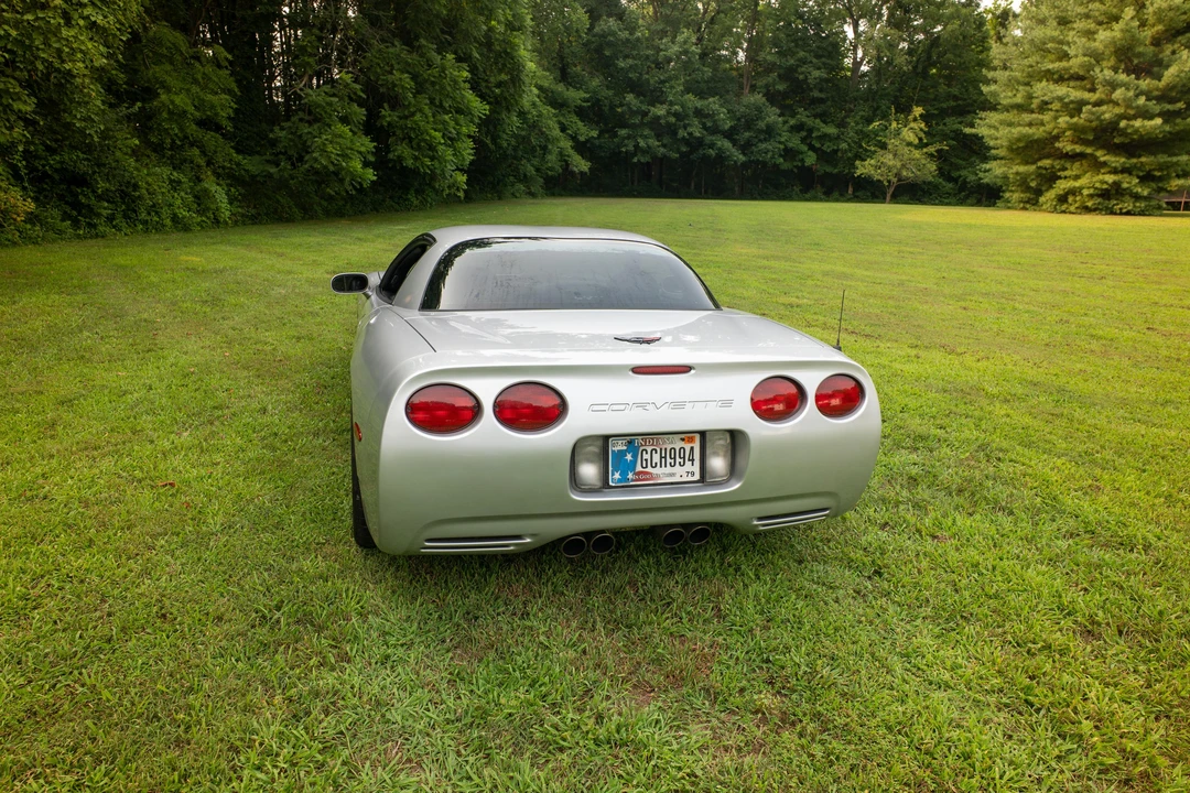 2001 Chevrolet Corvette - Image 13 of 31