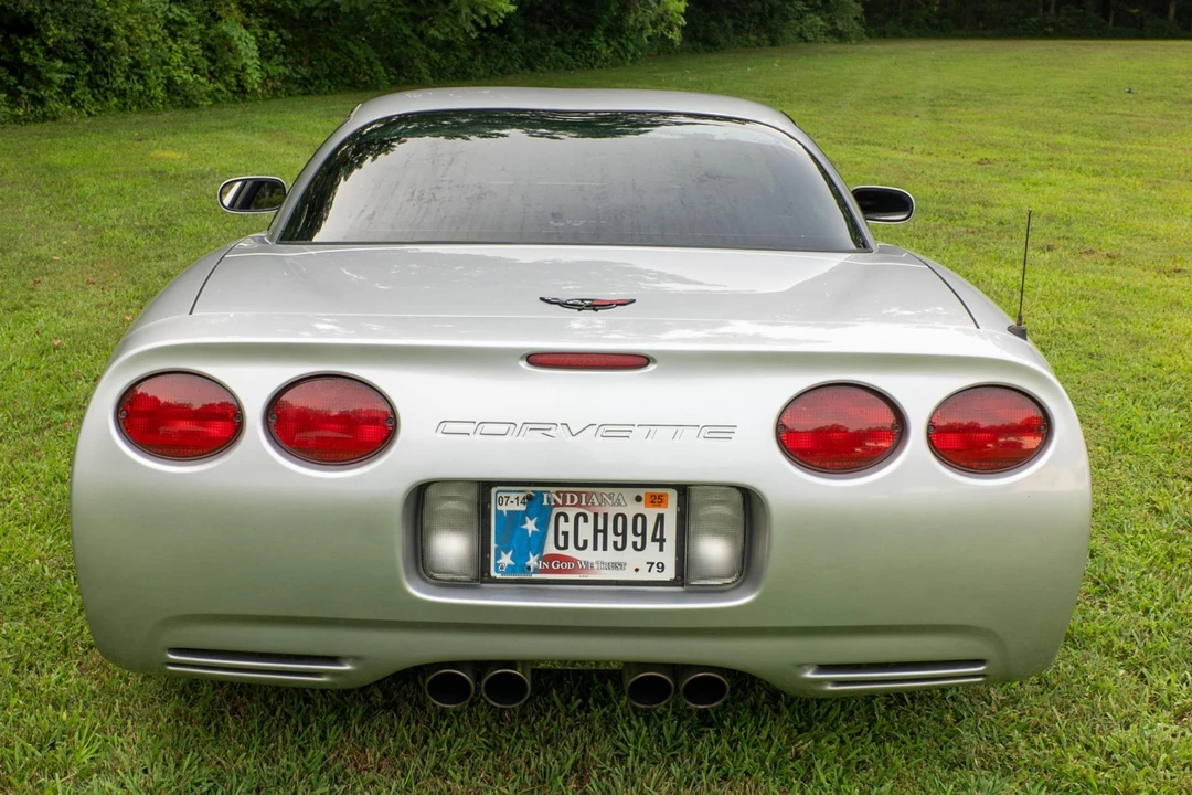 2001 Chevrolet Corvette - Image 5 of 31