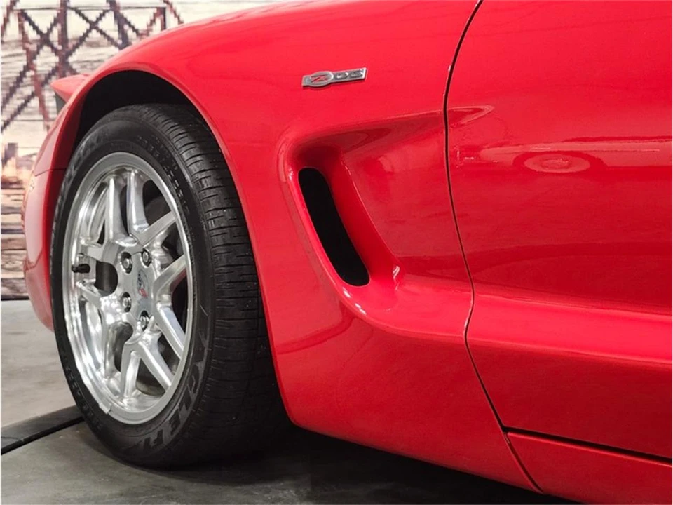 2001 Chevrolet Corvette C5 Z06 - Image 8 of 31