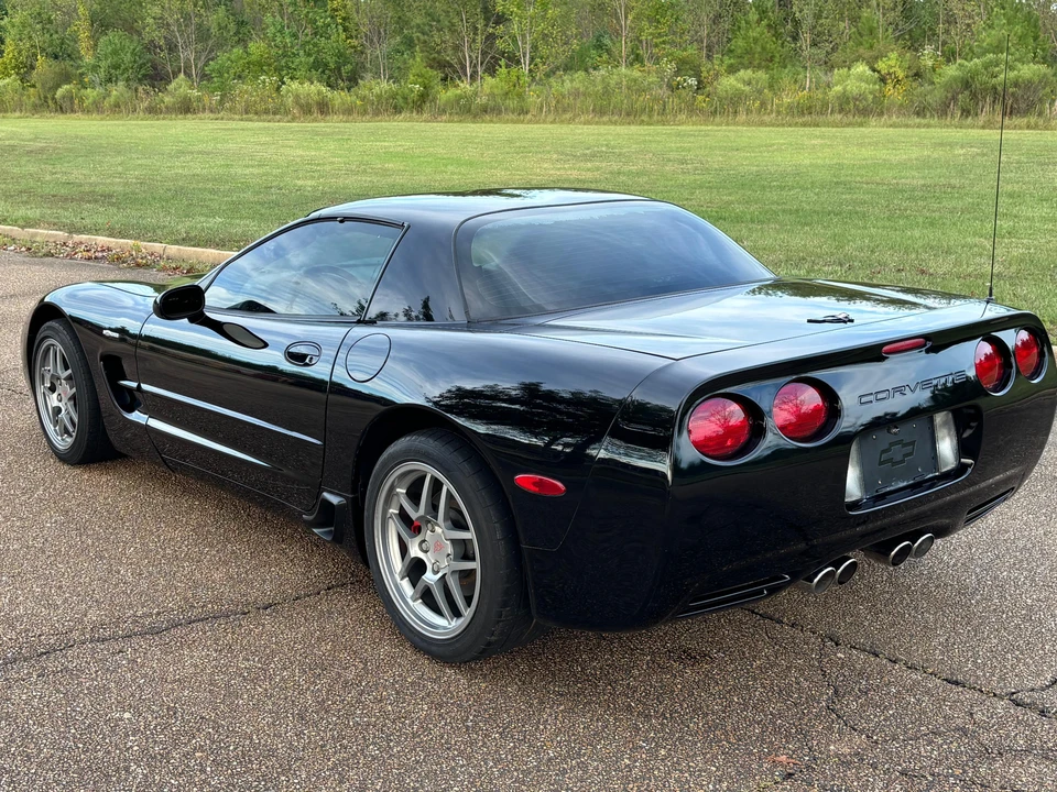 2001 Chevrolet Corvette C5 Z06 - Image 8 of 31