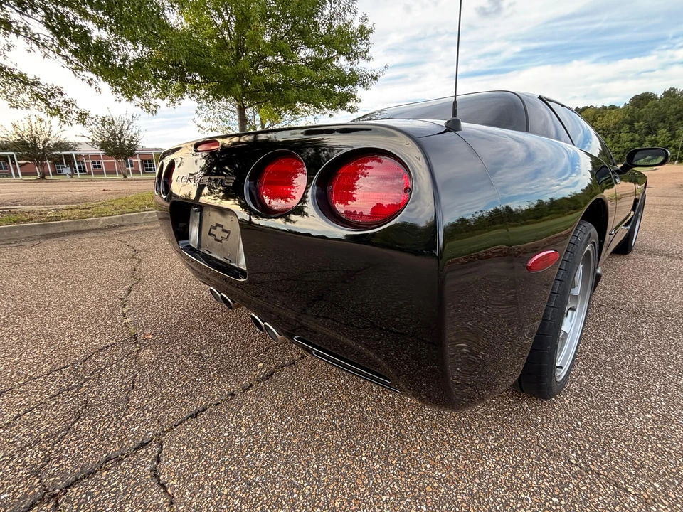 2001 Chevrolet Corvette C5 Z06 - Image 10 of 31