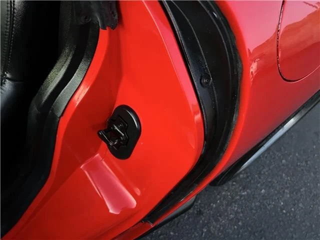 2001 Chevrolet - Image 22 of 31