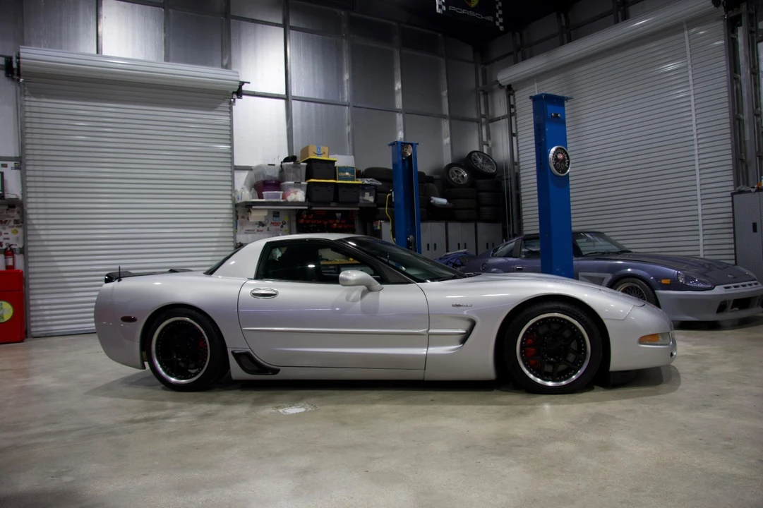2001 Chevrolet Corvette C5 Z06 - Image 2 of 20