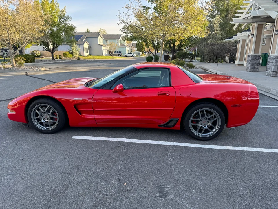 2001 Chevrolet Corvette C5 Z06 - Image 8 of 31