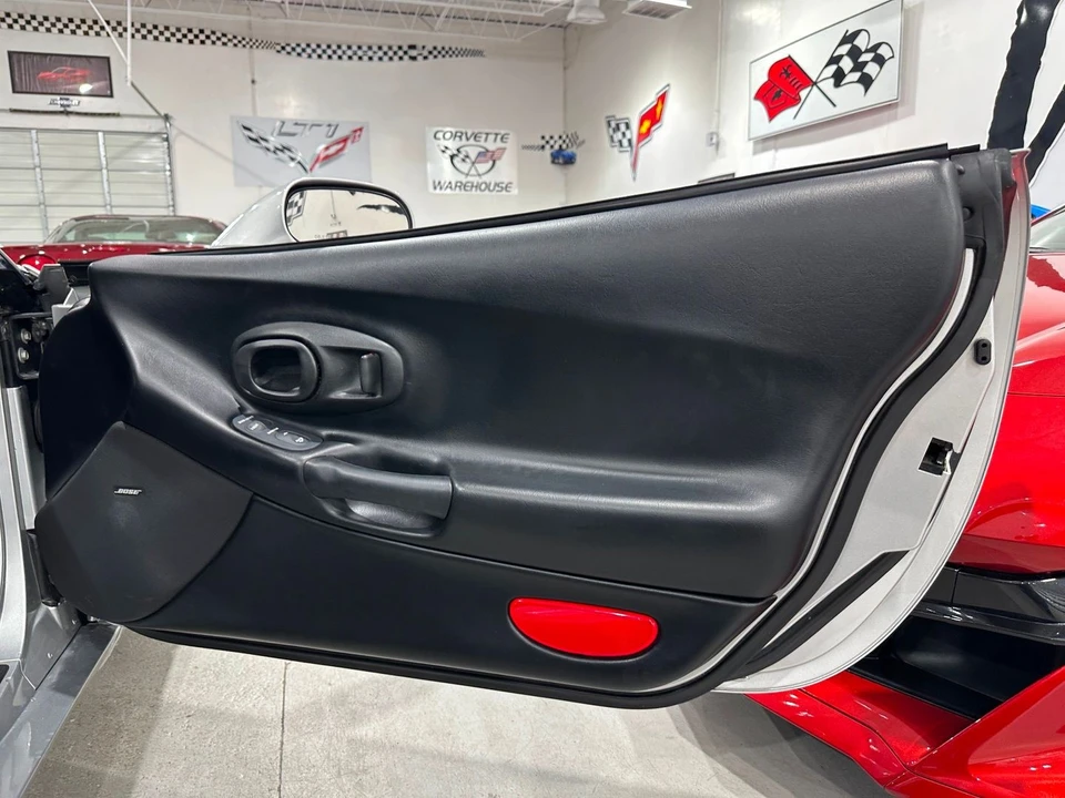 2001 Chevrolet Corvette C5 Z06 - Image 14 of 21