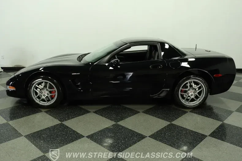 2001 Chevrolet Corvette C5 Z06 - Image 2 of 27