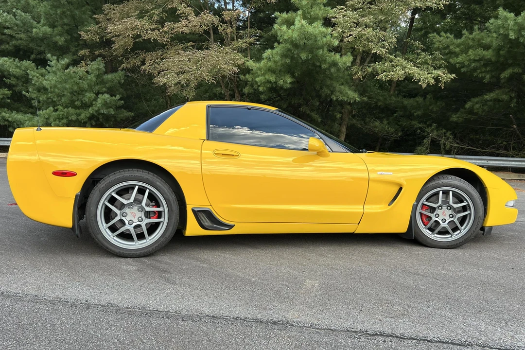 2001 Chevrolet Corvette C5 Z06 - Image 3 of 5